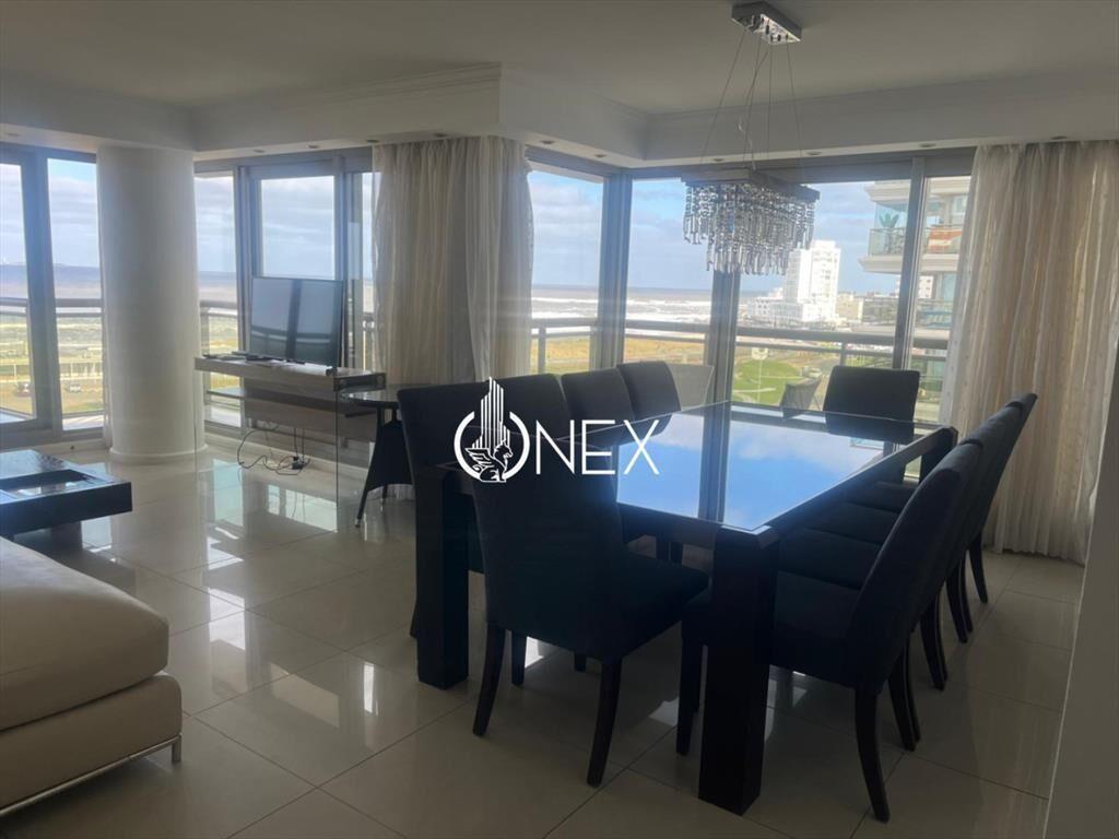 Venta apartamento de 3 dormitorios en suite más