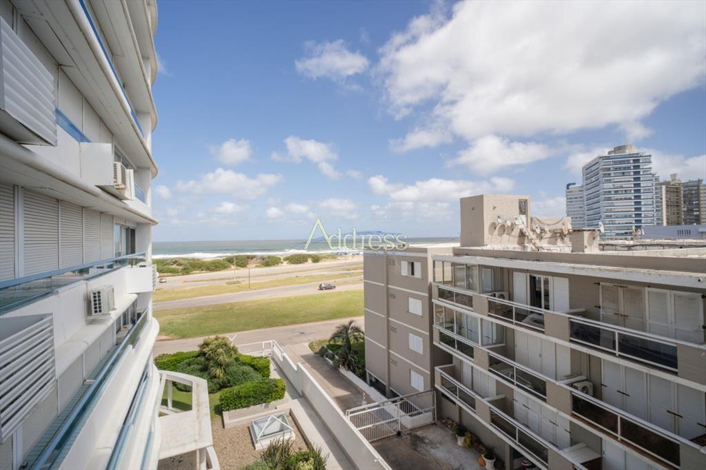 Venta apartamento de 3 dormitorios mas frente a