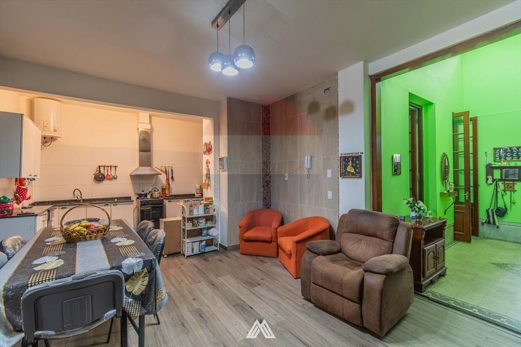 Casa en venta - 4 dormitorios - Garaje - Zona MAM