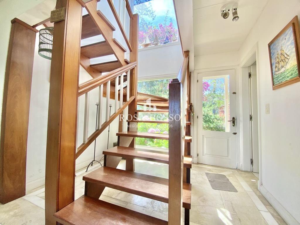 Casa Venta 6 dormitorios La Barra Punta del Este