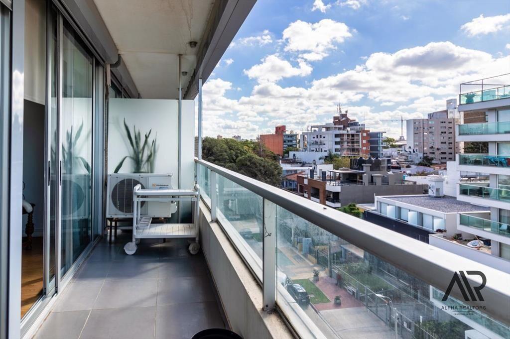 Apartamento en venta 3 dormitorios c/ cochera en Malvin