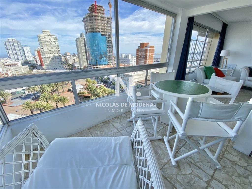 Apartamento en Peninsula, 3 dormitorios