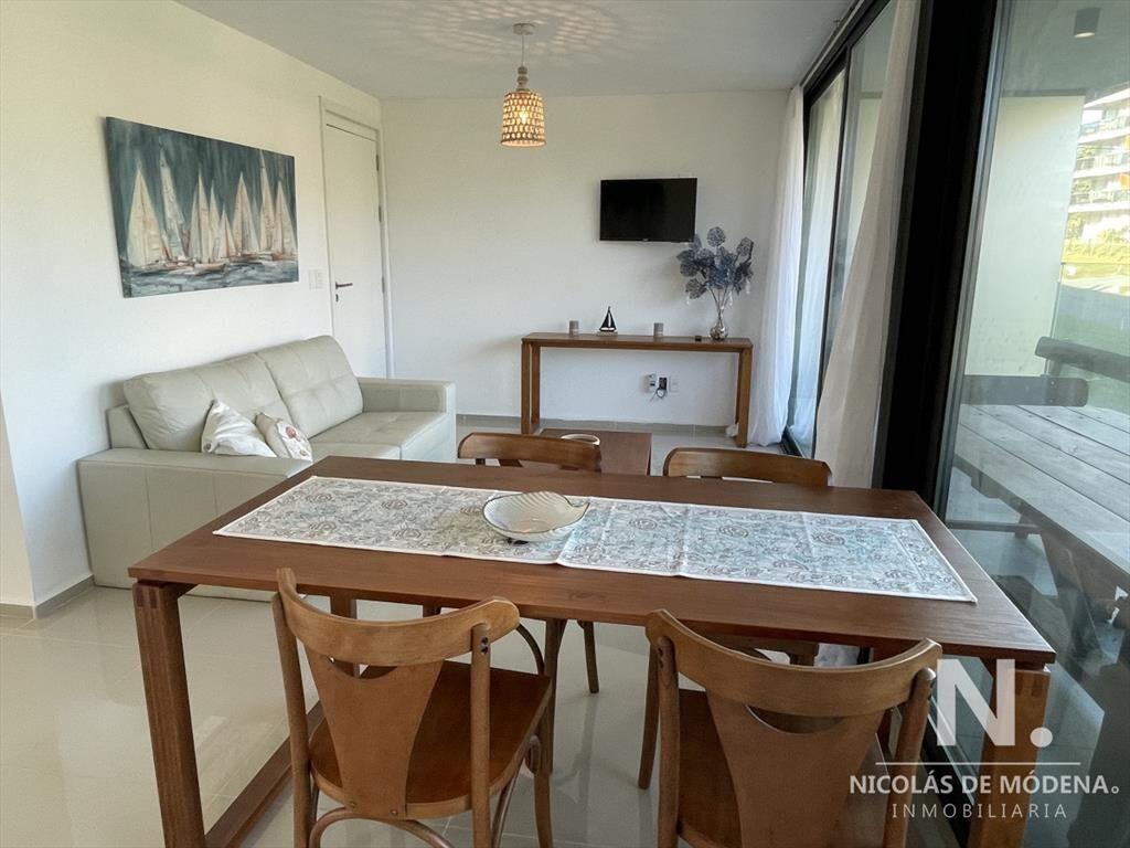 hermoso apartamento de 3 dormitorios