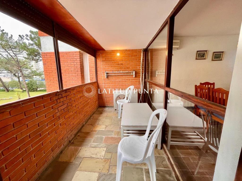 Apartamento 2 dormitorios. Aidy Grill