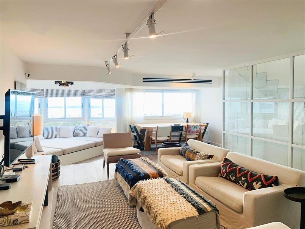 VENTA APARTAMENTO 4 DORMITORIOS PUNTA DEL ESTE