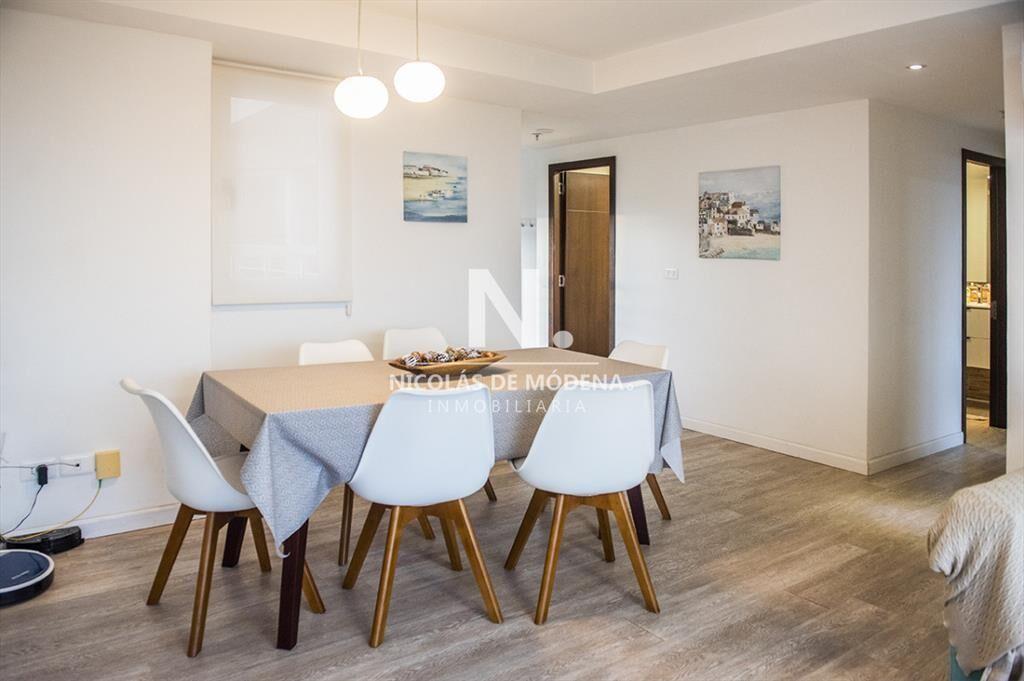Vende apartamento de 3 dormitorios en Roosevelt