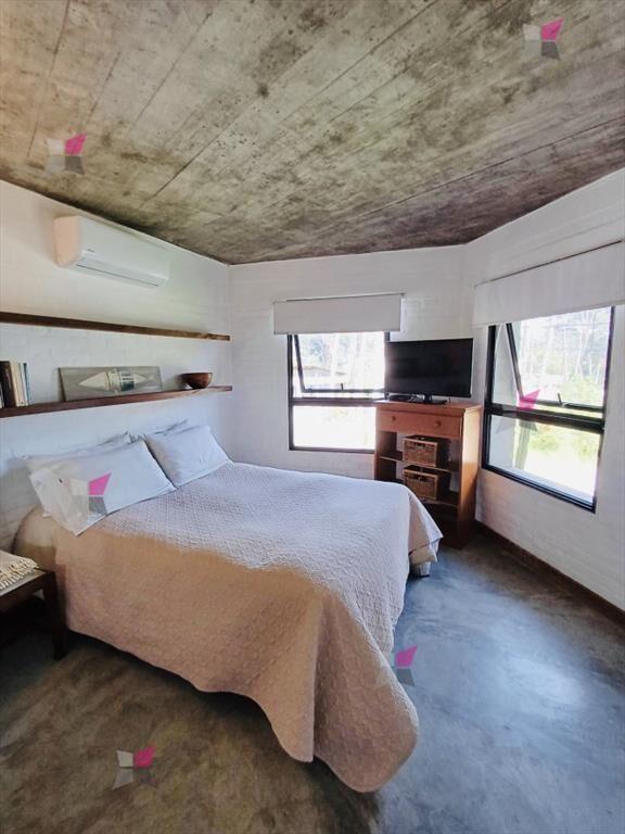 Casa de 3 Dormitorios en Montoya - Punta del Este