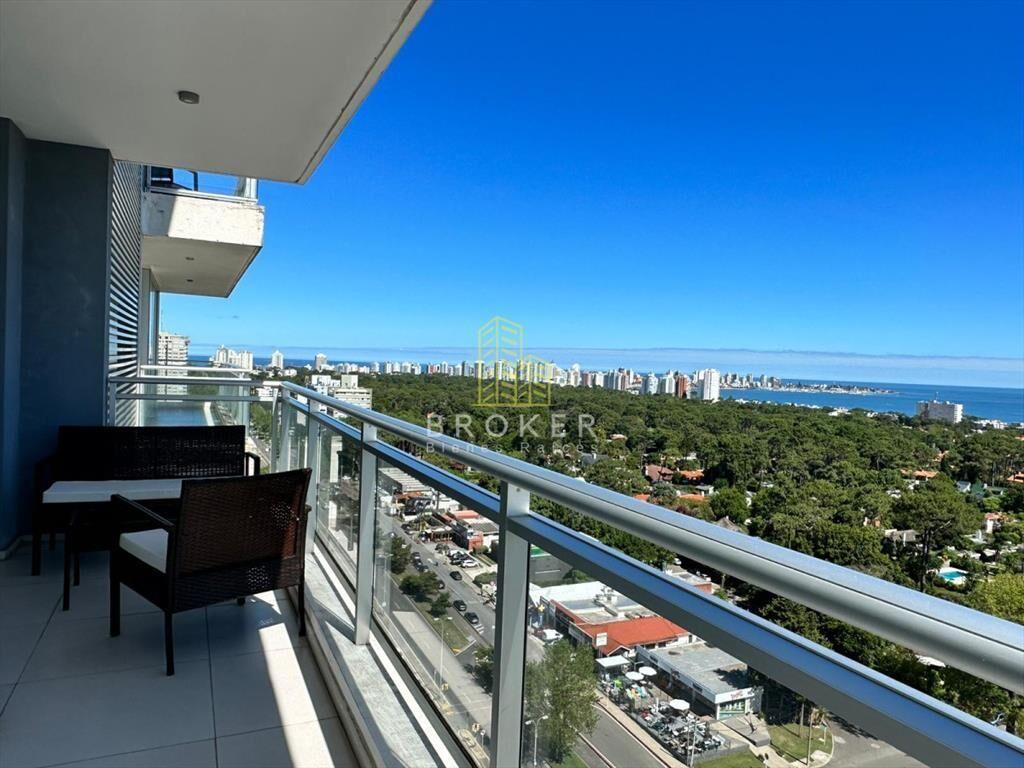 Venta de apartamento de dos dormitorios en
