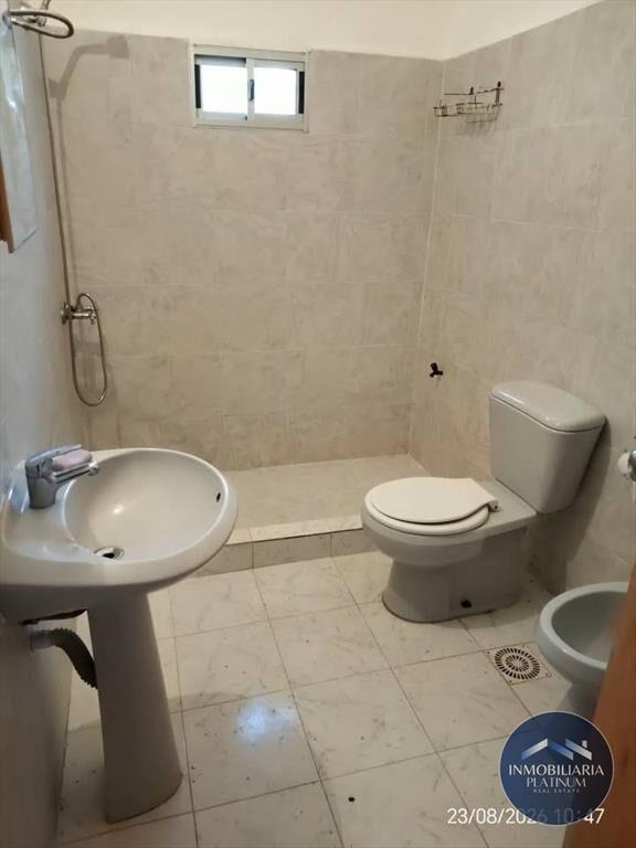 Apartamento en alquiler c/ cochera en Villa García