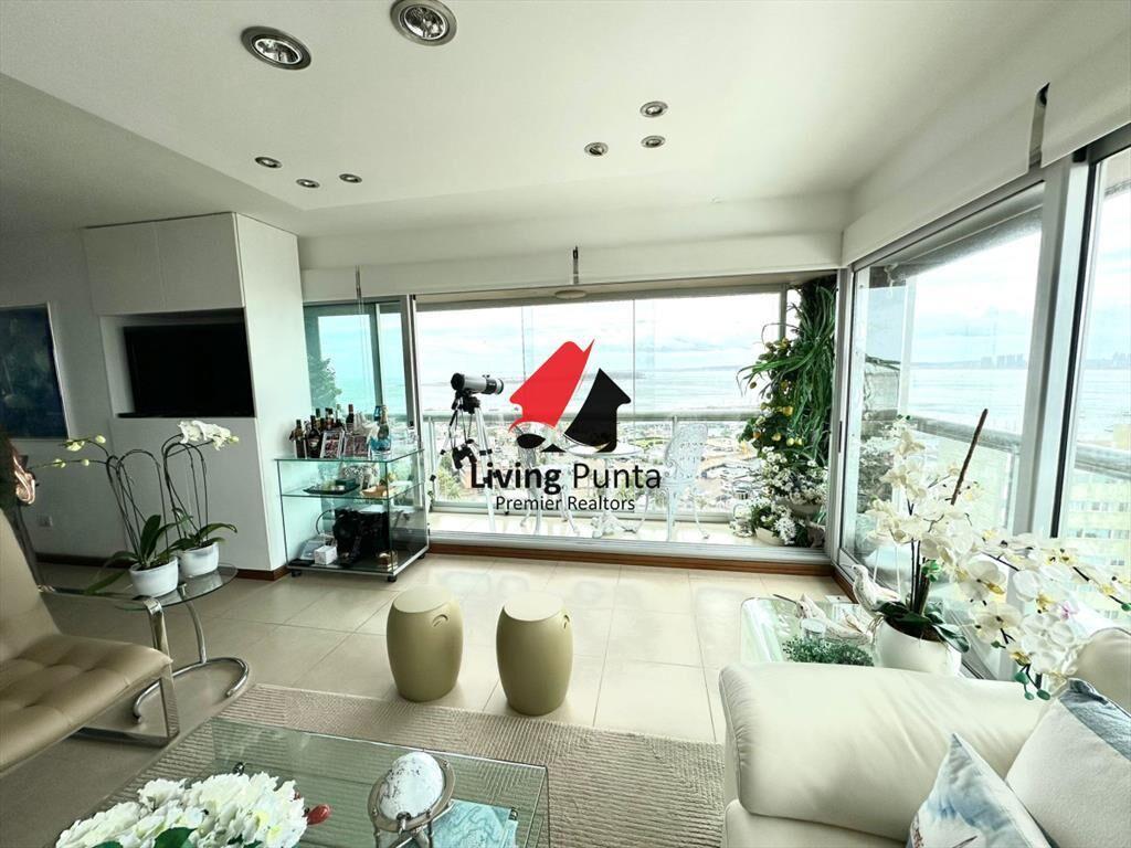 apartamento con vista al puerto