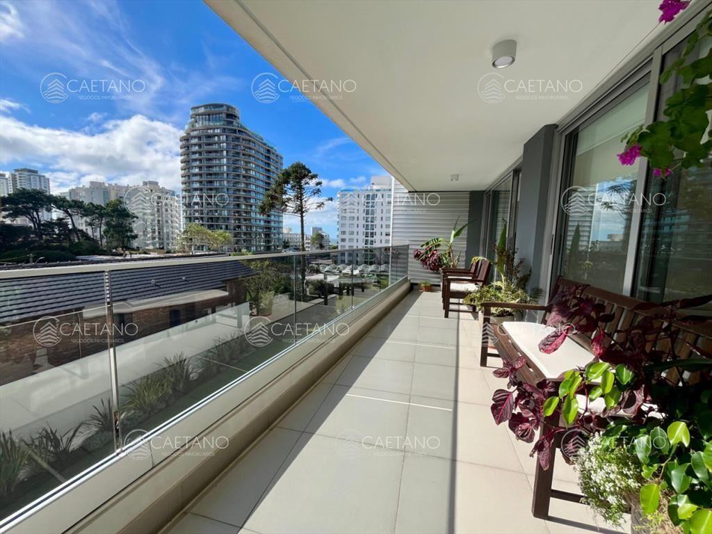 Apartamento en venta 3 dormitorios- Playa Brava -