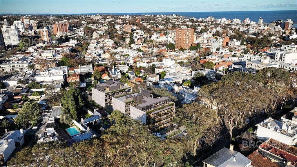 Apartamento de dos dormitorios en venta en Malvín - 311