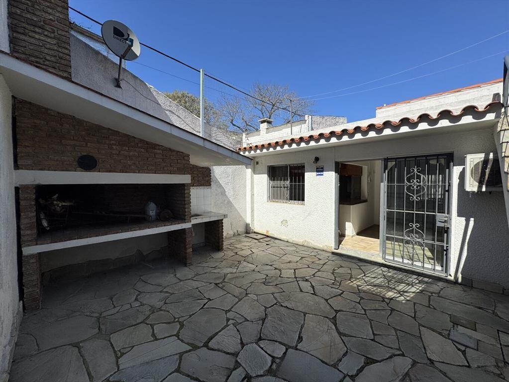 Padron unico, solida construccion, excelentes comodidades.