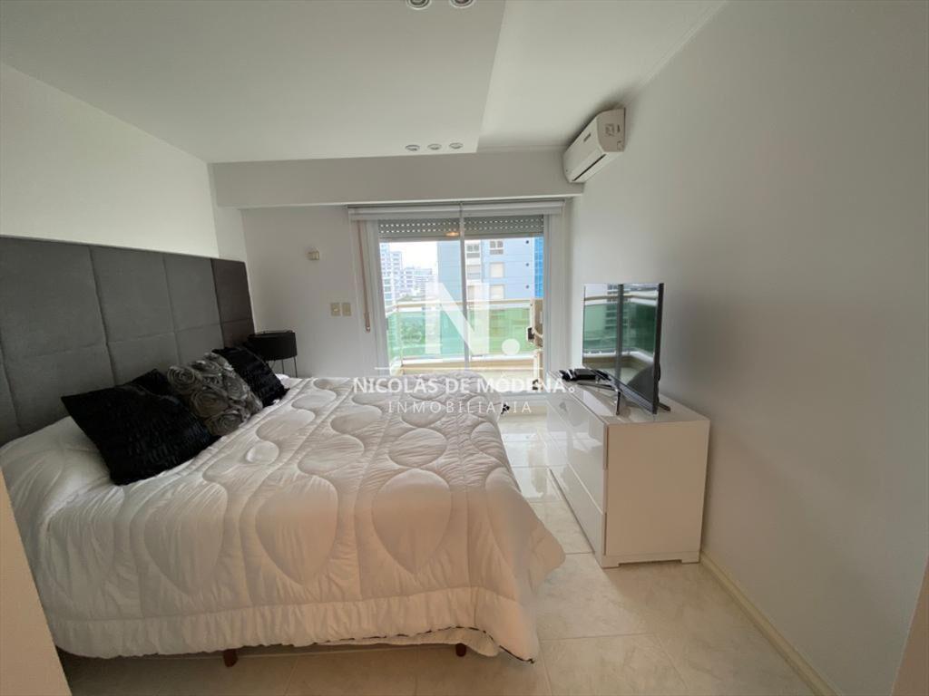 Apartamento en Venta de 3 dormitorios en Playa Mansa , Punt