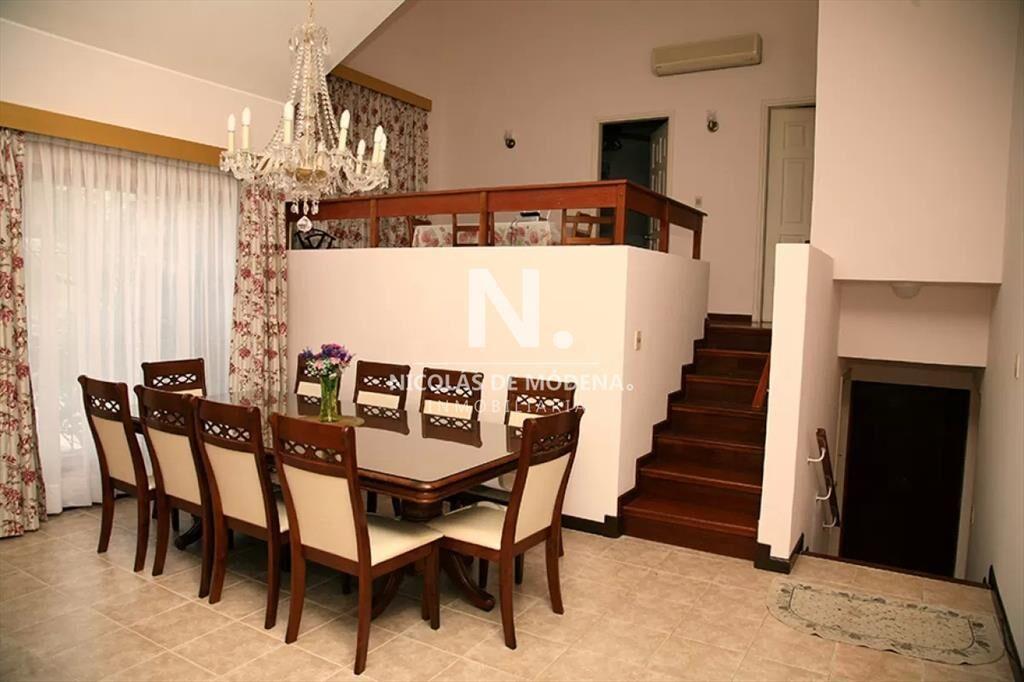 VENDE CASA CON GRAN TERRENO, EN PLAYA MANSA, DEL