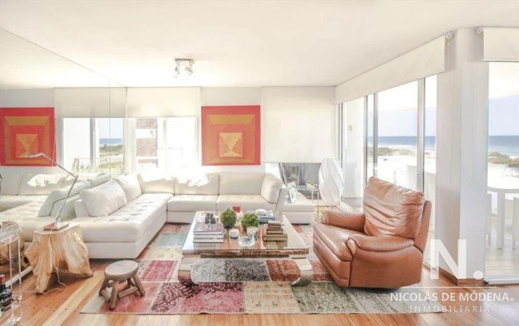 PLAYA BRAVA, PRIMERA LINEA AL MAR PENTHOUSE!!!