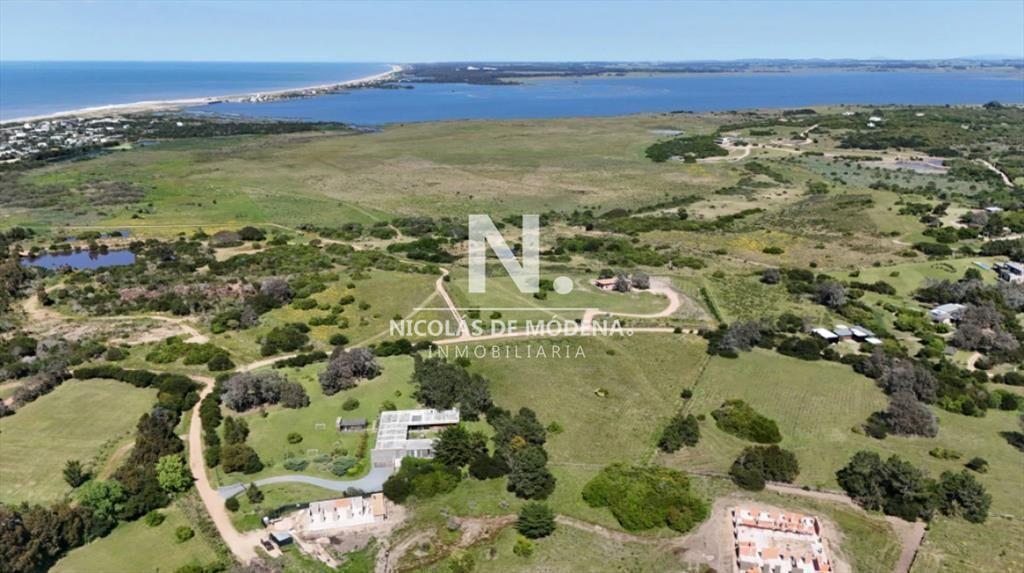 Vende chacra en Jose Ignacio de 1 hectarea.