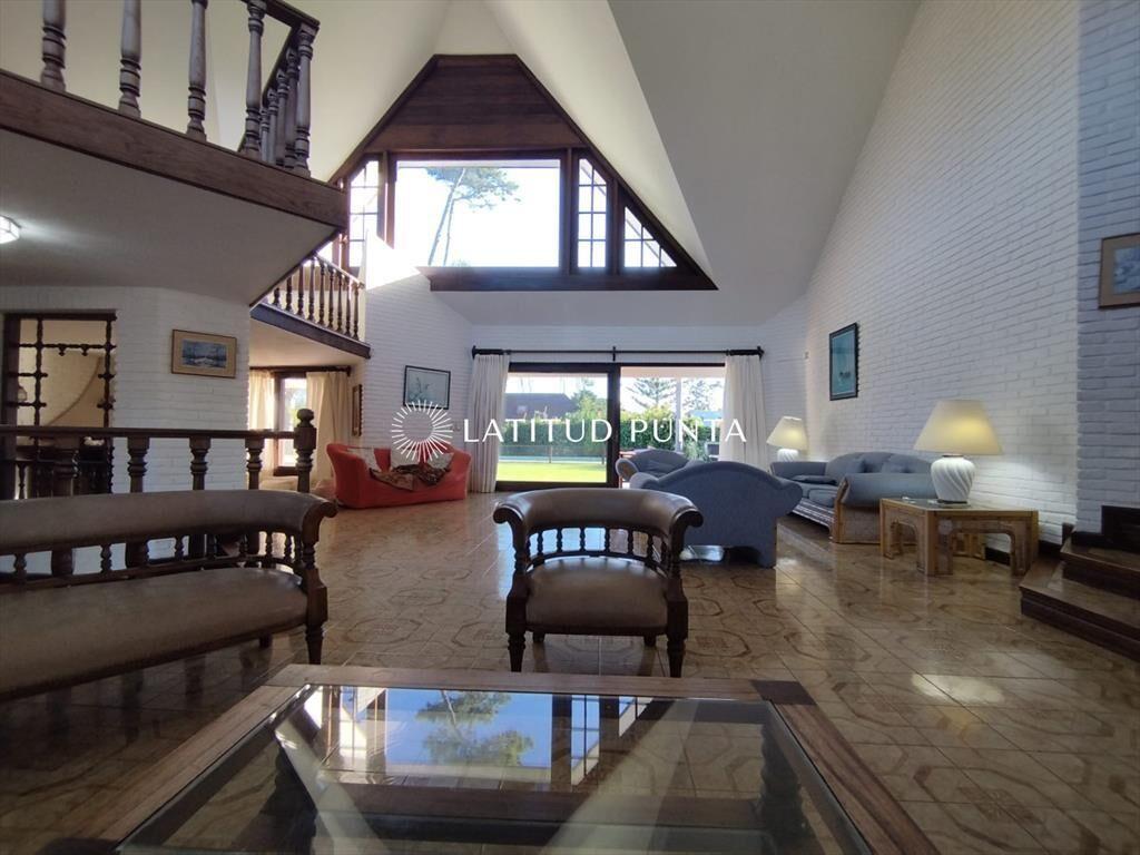 Casa en venta de 4 dormitorios en Punta del Este