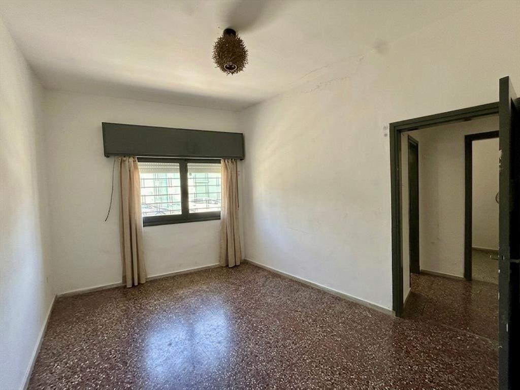 Venta apto Tres Cruces 2 dormitorios patio c renta