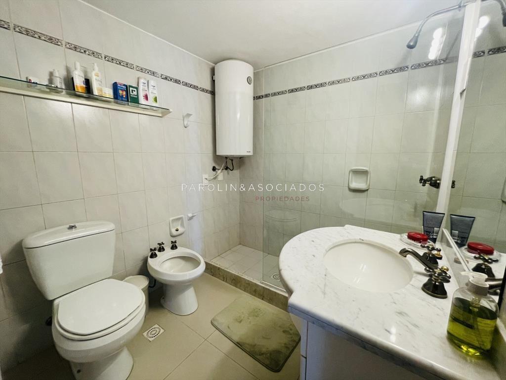 Apartamento en venta de 2 dormitorios en Punta