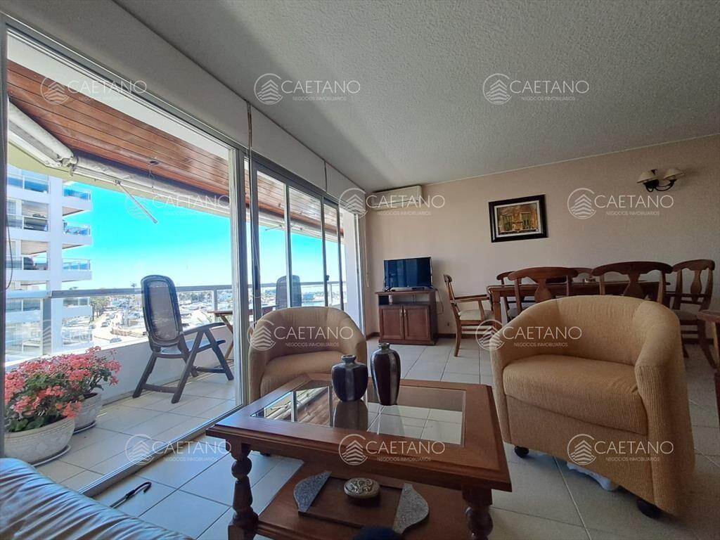 Apartamento en venta en el puerto, vista, 2 dormitorios