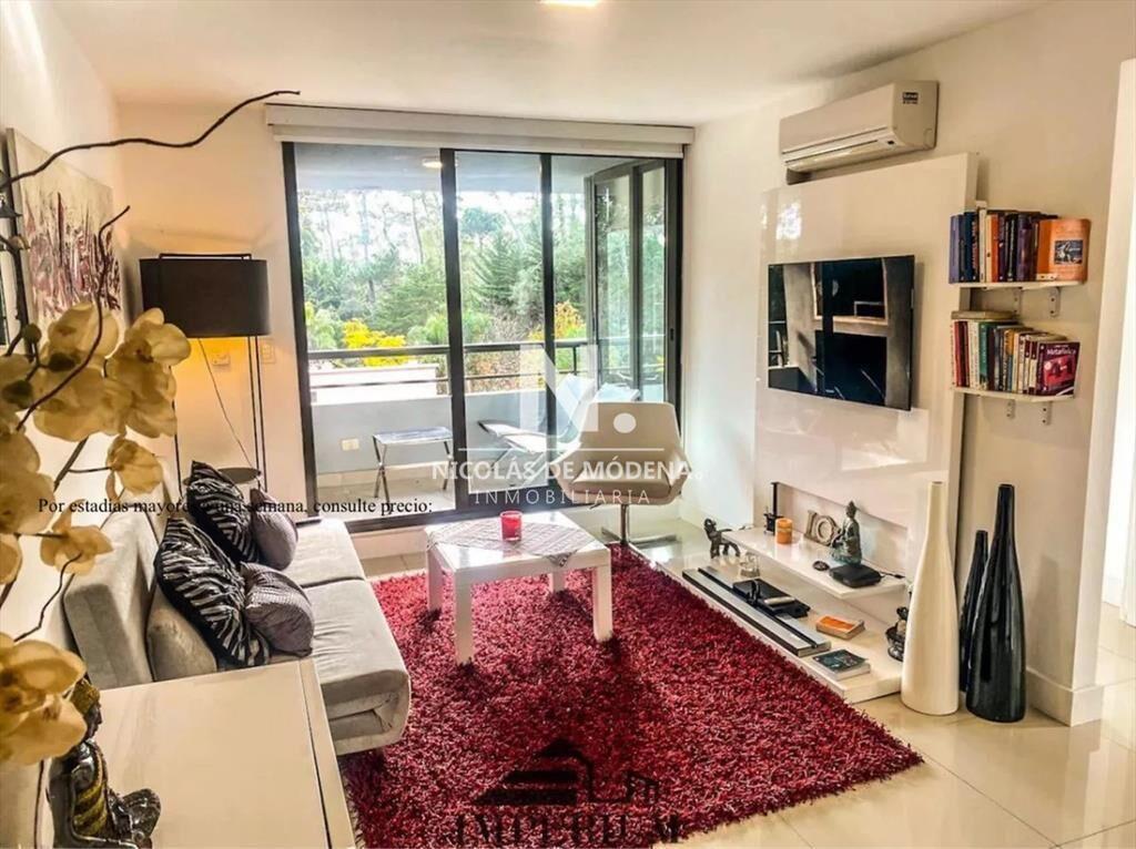 Departamento de 2 dormitorios en venta, Punta del
