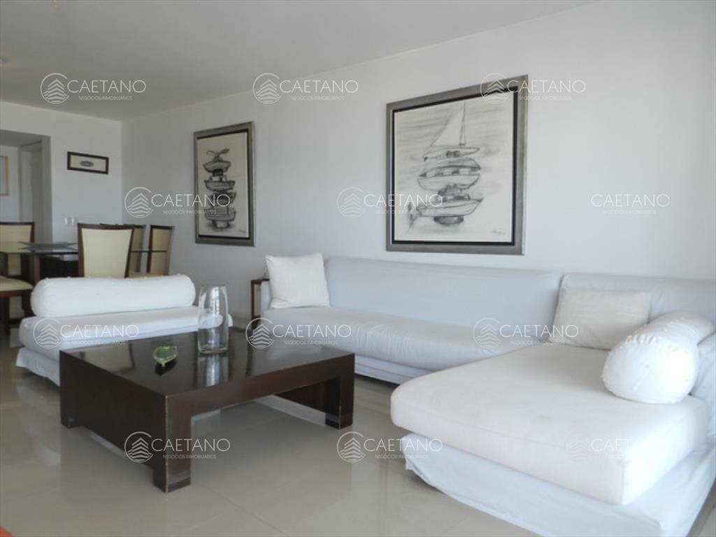 Apartamento en Mansa 3 dormitorios 3 baños con