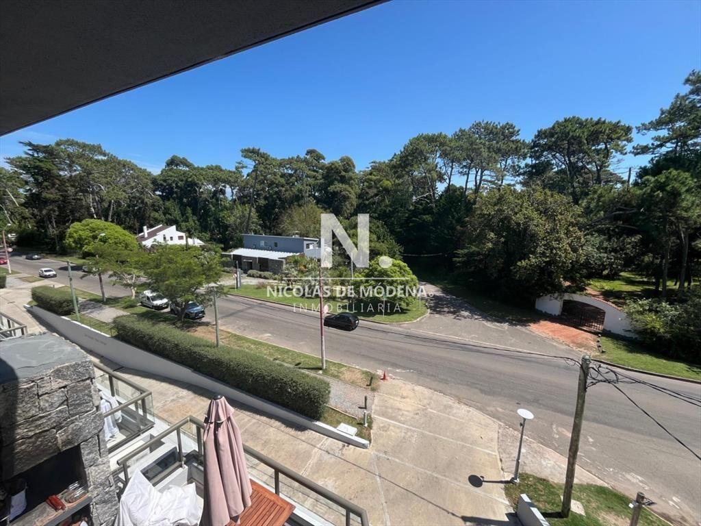 Departamento de 1 dormitorio en venta en zona