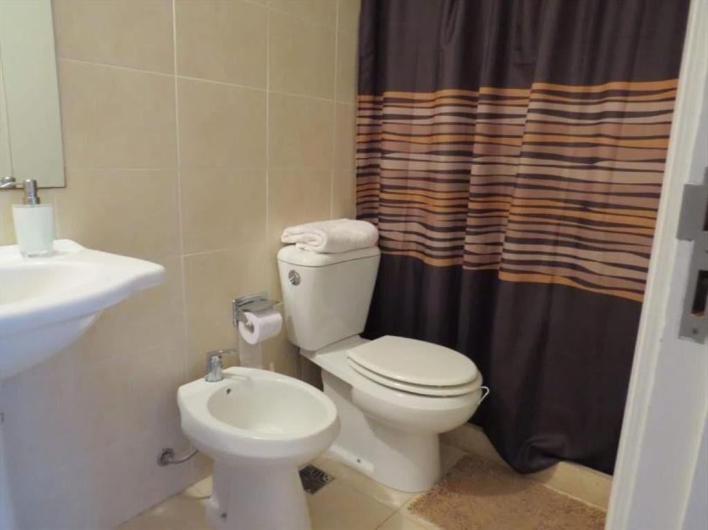 DEPARTAMENTO EN PISO ALTO EN JARDINES DEL COUNTRY