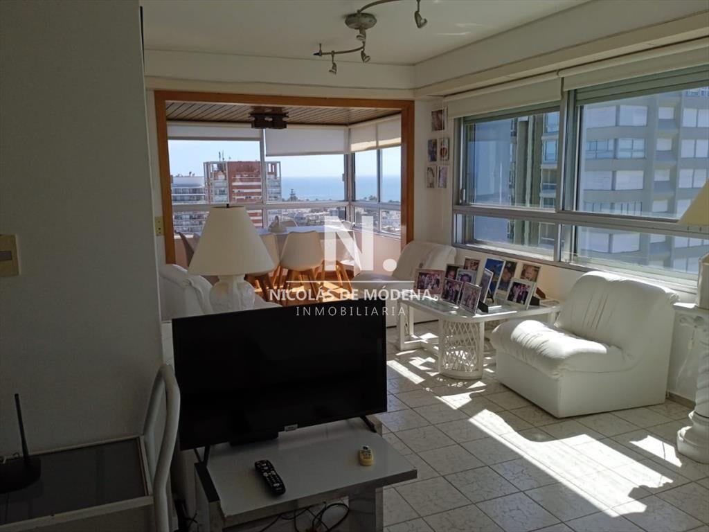 Apartamento en Peninsula, 3 dormitorios *