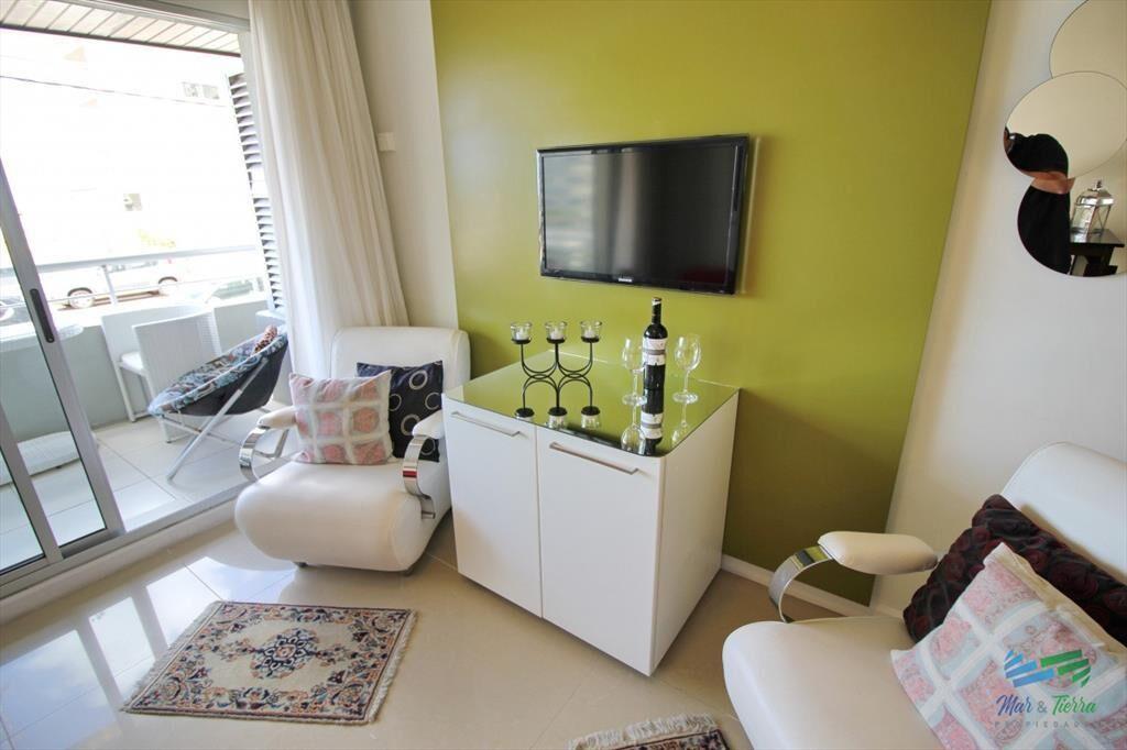 Apartamento de 2 dormitorios en venta con vista
