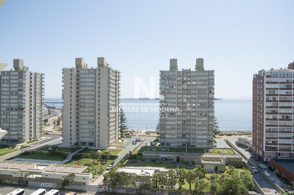 Hermoso Departamento en venta de 3 dormitorios en Torre Imp