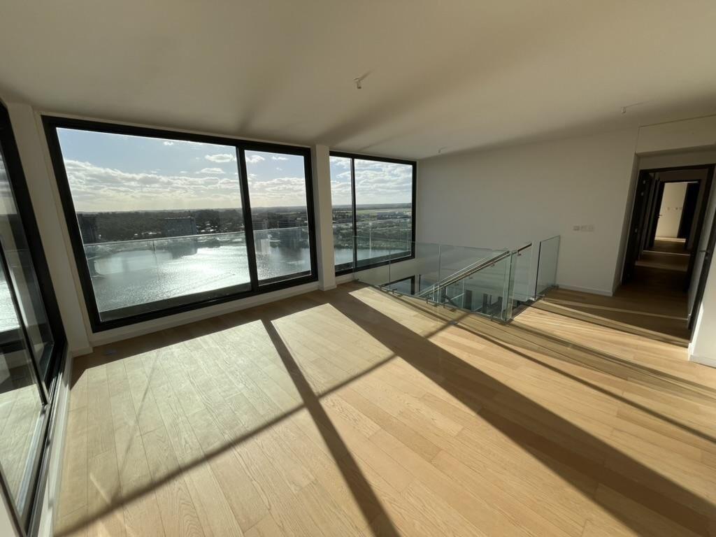 Venta Penthouse Exclusivo en Carrasco Boating – Lujo y Vist