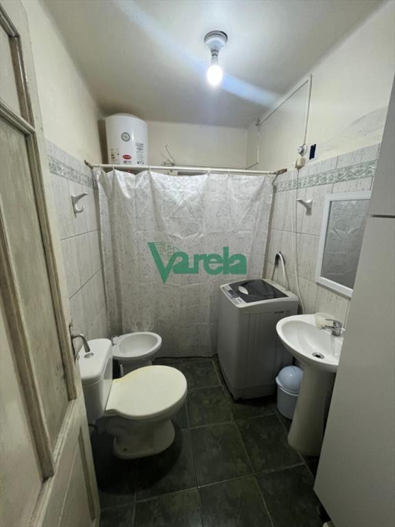 Venta de casa en Salinas, 1 dormitorio y demÃ¡s