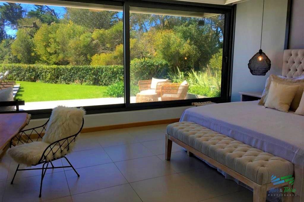 DEPARTAMENTO CON PISCINA PROPIA EN VENTA, 3 EN