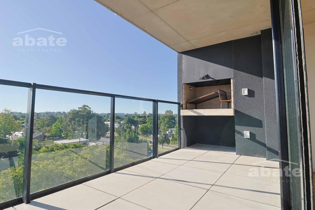 Venta apartamento 1 dormitorio con garaje con parrillero -