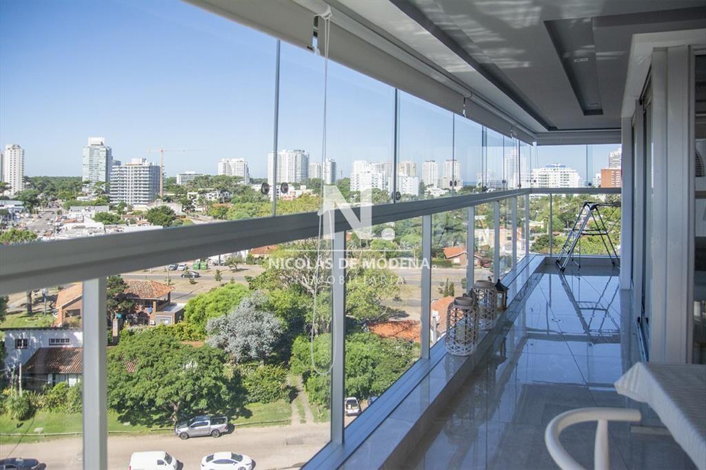 Apartamento 2 dormitorios en venta a metros del mar, Punta