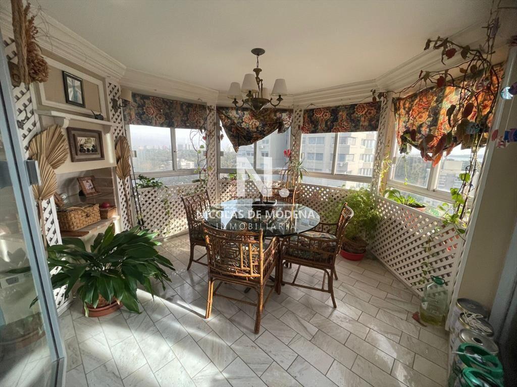 Vende piso alto en Roosevelt Center, Punta del