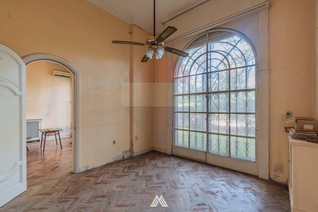 Venta Casa Ex-Embajada Polonia en Parque Batlle