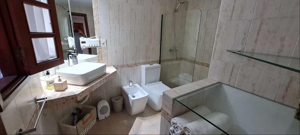 Alquiler Dúplex 2 dorm más escritorio, amoblado, Punta Carr