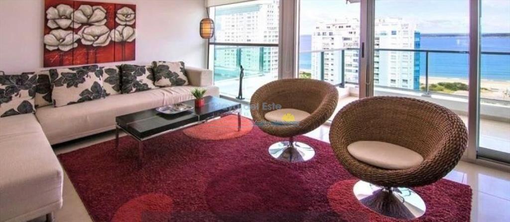enta de Excelente Apartamento de 3 Dormitorios al