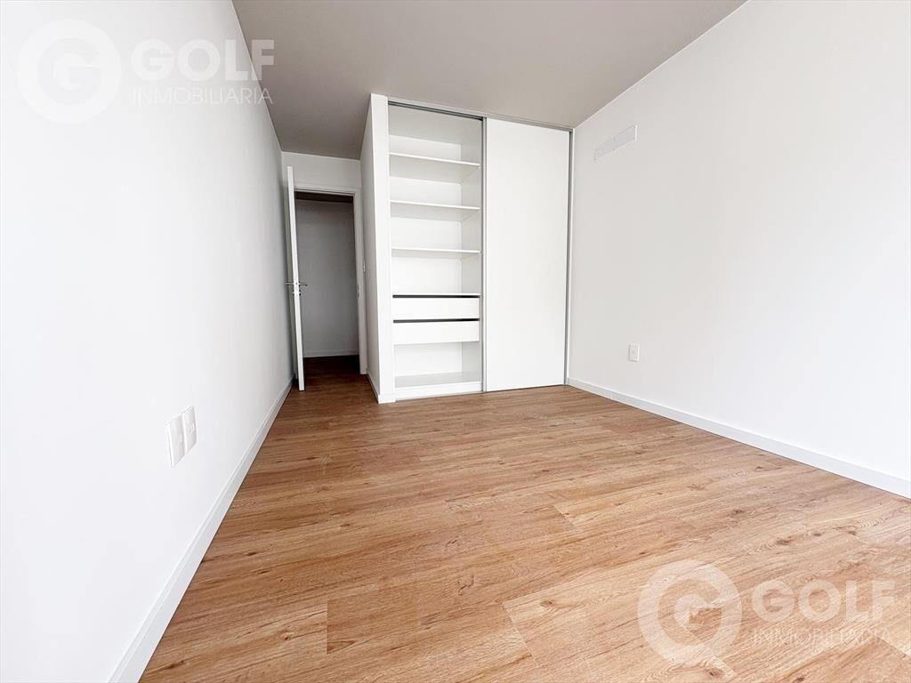 Venta con renta de apartamento 2 dormitorios en Cordón
