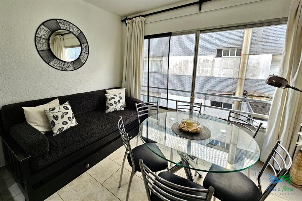 Venta de apartamento 1 dormitorio, reciclado en la penínsu