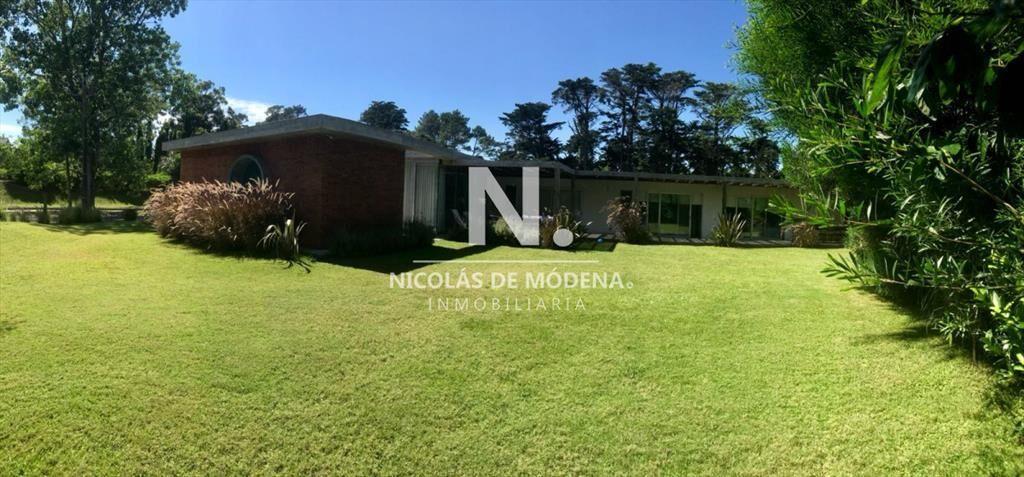 lugano nueva, impecable estado en Punta del Este
