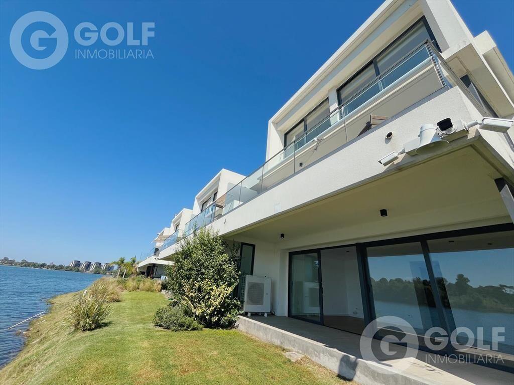 Venta de Villa de 3 dormitorios en Carrasco Boating