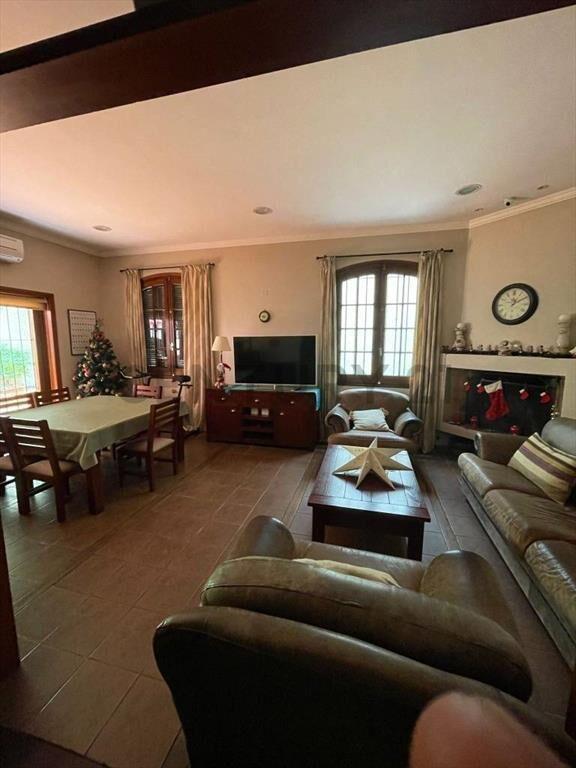 Exclusiva Casa en Pocitos, con 4 dormitorios, 3 baños y g...