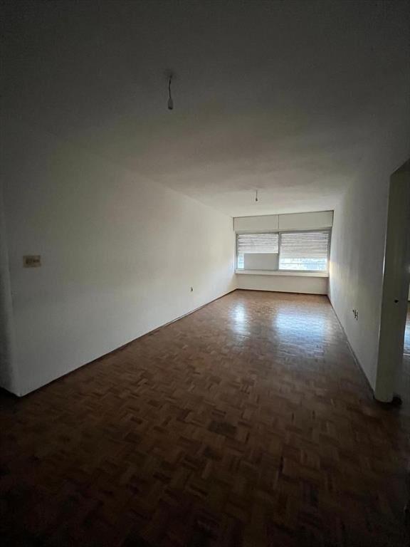 Apartamento en alquiler, tres dormitorios, Centro (Montevid