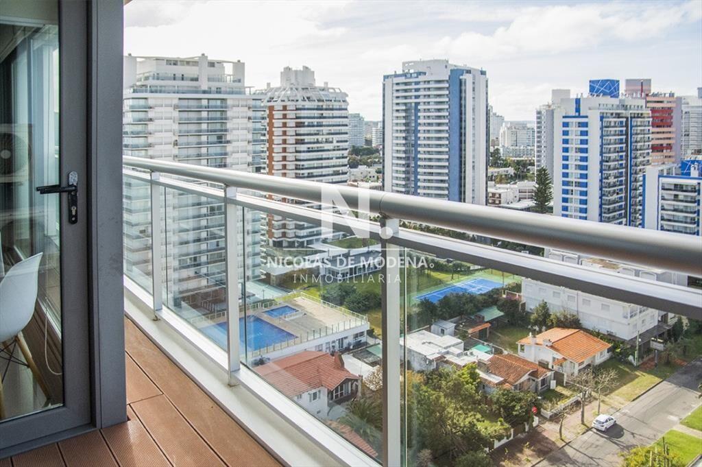 En modeno edificio con amenities, Playa Braba,