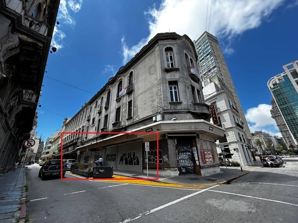 Alquiler - Local Comercial gastronómico 80m2 en Ciudad Vieja