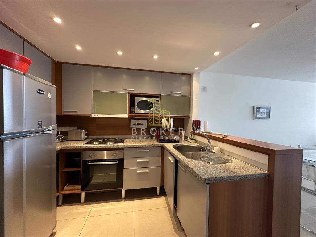 Venta de departamento de dos dormitorios en 360,